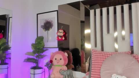 kitty online show from October 2, 2025, 9:33 pm