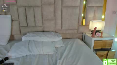 Snapshot of kitty_emma1 chatting on February 12, 2025, 7:44 am Emma online show from February 12, 2025, 7:44 am