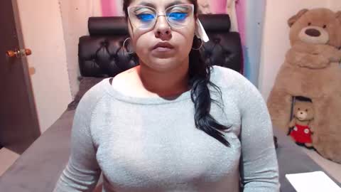 kitty online show from September 26, 2025, 3:54 am