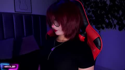 Camila online show from November 14, 2025, 2:32 am