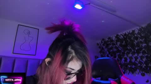 Camila online show from January 17, 2026, 1:54 am