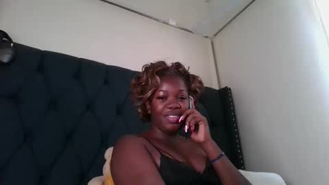 Snapshot of kitty_kerry chatting on October 10, 2025, 7:51 am kitty_kerry online show from October 10, 2025, 7:51 am
