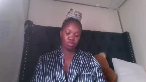 Snapshot of kitty_kerry chatting on November 8, 2025, 10:30 pm kitty_kerry online show from November 8, 2025, 10:30 pm