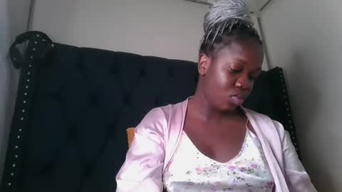 Snapshot of kitty_kerry chatting on November 12, 2025, 3:51 am kitty_kerry online show from November 12, 2025, 3:51 am