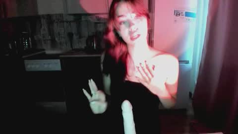 Snapshot of kitty_mila18 chatting on October 1, 2025, 11:38 am kitty mila online show from October 1, 2025, 11:38 am