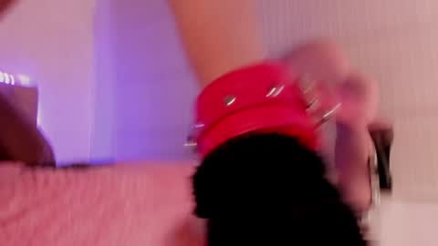 Snapshot of kitty_pam chatting on January 28, 2025, 10:34 pm Kitty online show from January 28, 2025, 10:34 pm