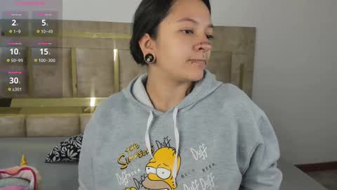 Kitty Rave online show from October 5, 2025, 2:43 am