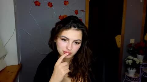 Kate online show from November 9, 2025, 1:37 am