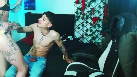 kitty_vaal online show from October 3, 2025, 4:09 am