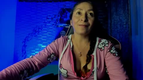 violet online show from December 2, 2025, 4:18 am