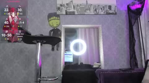 Kendall Saray   online show from October 28, 2025, 4:05 am