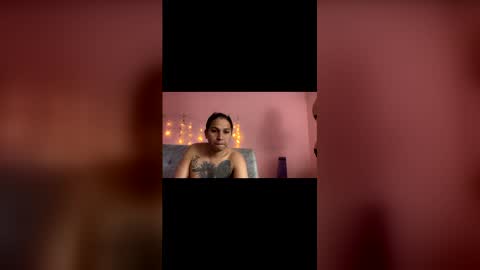 KittyLove online show from November 26, 2025, 10:00 pm