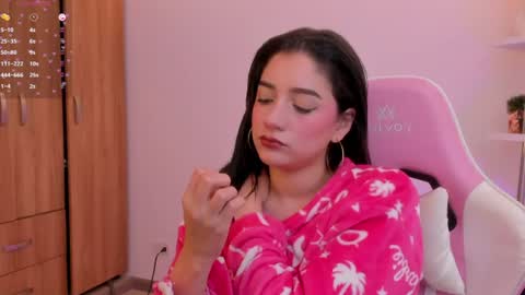 kitty online show from July 19, 2026, 3:32 am