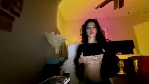 isabelle online show from April 20, 2026, 7:00 am