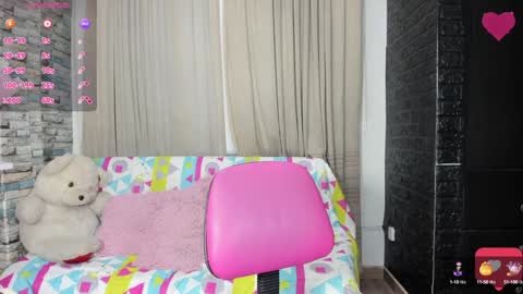 Snapshot of kittyqueen01 chatting on January 21, 2025, 6:11 am Tatiana Guerrero online show from January 21, 2025, 6:11 am