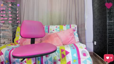 Snapshot of kittyqueen01 chatting on January 25, 2025, 12:16 pm Tatiana Guerrero online show from January 25, 2025, 12:16 pm