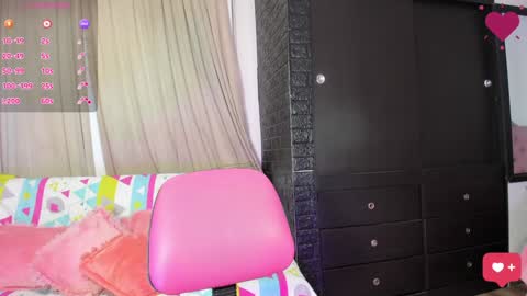 Snapshot of kittyqueen01 chatting on January 28, 2025, 5:54 am Tatiana Guerrero online show from January 28, 2025, 5:54 am