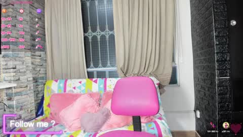 Snapshot of kittyqueen01 chatting on February 7, 2025, 8:22 am Tatiana Guerrero online show from February 7, 2025, 8:22 am