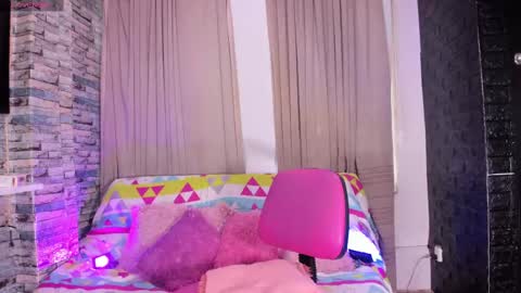 Snapshot of kittyqueen01 chatting on March 8, 2025, 10:34 pm Tatiana Guerrero online show from March 8, 2025, 10:34 pm