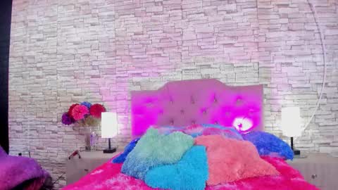 Snapshot of kittyqueen01 chatting on October 3, 2025, 2:30 am Tatiana Guerrero online show from October 3, 2025, 2:30 am