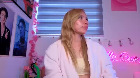 Snapshot of kittyroses chatting on November 3, 2025, 7:59 pm Kitty online show from November 3, 2025, 7:59 pm