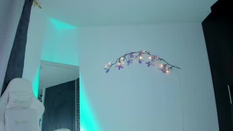 kitty online show from March 5, 2026, 11:34 pm