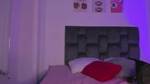 kitty online show from June 4, 2026, 6:36 pm