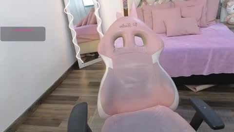 Kitty  online show from February 24, 2025, 7:09 pm