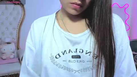 Kitty  online show from September 18, 2025, 11:56 am