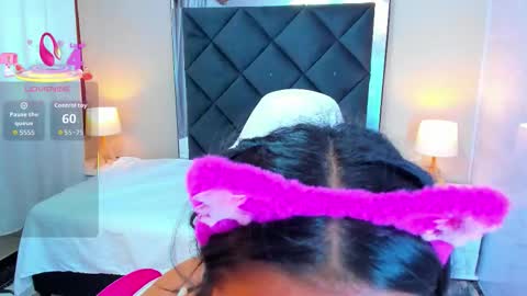 kitty online show from October 23, 2025, 11:42 am