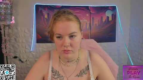 Snapshot of kittyy_cuttie chatting on November 1, 2025, 5:53 am kittyy online show from November 1, 2025, 5:53 am