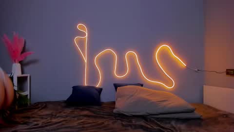 Rina online show from November 5, 2025, 2:00 am