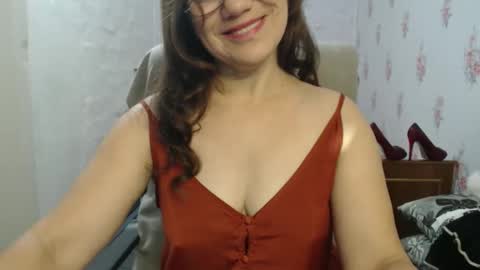 KittyyBeauty online show from November 16, 2025, 6:52 am