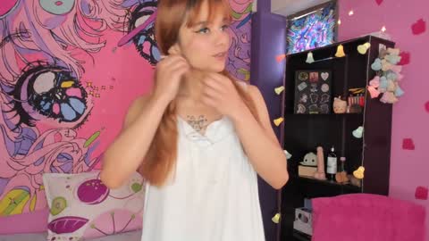 Snapshot of kittyzenn chatting on December 14, 2024, 3:58 pm Kitty Zen online show from December 14, 2024, 3:58 pm