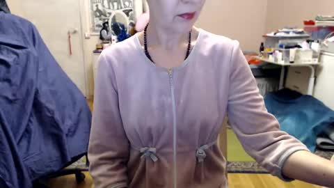 KiuminBerry online show from January 14, 2025, 3:47 pm