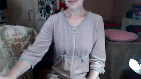 KiuminBerry online show from June 7, 2026, 10:52 am