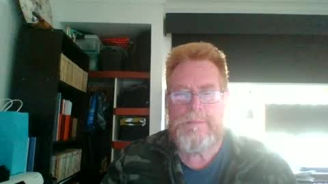 kiwi_boss61 online show from July 30, 2026, 3:38 am