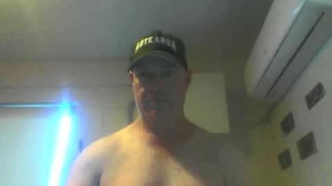 Snapshot of kiwiguy19773 chatting on December 11, 2024, 6:25 am kiwiguy19773 online show from December 11, 2024, 6:25 am
