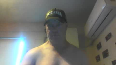 Snapshot of kiwiguy19773 chatting on February 12, 2025, 6:29 am kiwiguy19773 online show from February 12, 2025, 6:29 am
