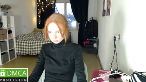 Snapshot of klares_wasser chatting on December 12, 2024, 1:39 pm Klares online show from December 12, 2024, 1:39 pm