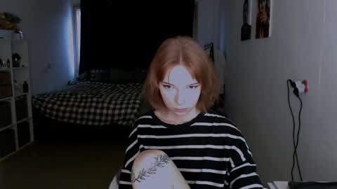 Snapshot of klares_wasser chatting on January 31, 2025, 11:56 am Klares online show from January 31, 2025, 11:56 am