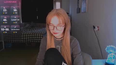 Snapshot of klares_wasser chatting on March 4, 2025, 1:17 pm Klares online show from March 4, 2025, 1:17 pm
