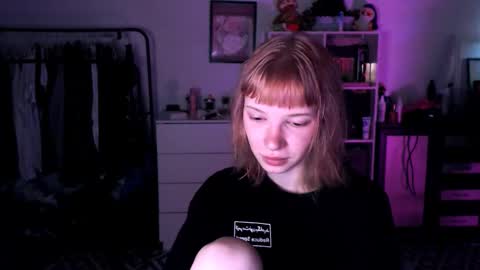 Snapshot of klares_wasser chatting on October 4, 2025, 10:13 am Klares online show from October 4, 2025, 10:13 am