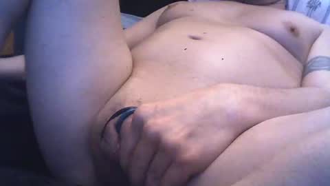 klarfordeg6 online show from December 8, 2024, 1:03 pm