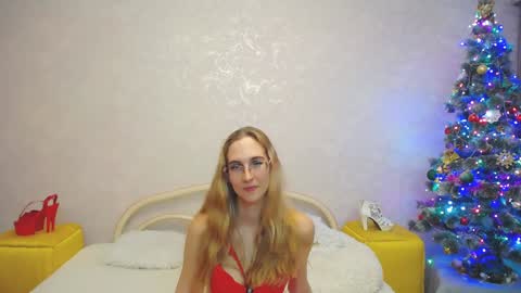 Snapshot of klaryevans chatting on December 26, 2024, 6:12 pm Klary online show from December 26, 2024, 6:12 pm
