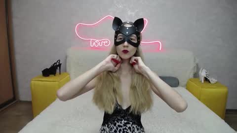 Snapshot of klaryevans chatting on October 21, 2025, 8:59 am Klary online show from October 21, 2025, 8:59 am