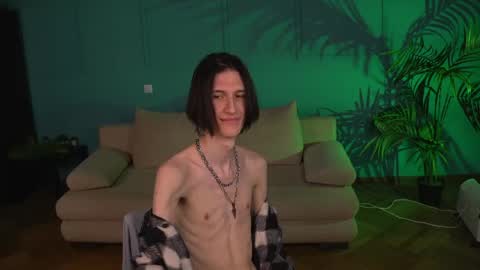 Klaude Jam online show from April 16, 2026, 9:39 pm
