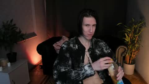 Klaude Jam online show from April 24, 2026, 8:33 pm