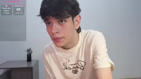 Snapshot of klaus_sunrise chatting on January 8, 2026, 12:24 am klaus online show from January 8, 2026, 12:24 am