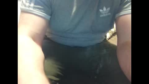 Snapshot of kleinaberfein110mm chatting on January 2, 2025, 3:19 pm kleinaberfein110mm online show from January 2, 2025, 3:19 pm